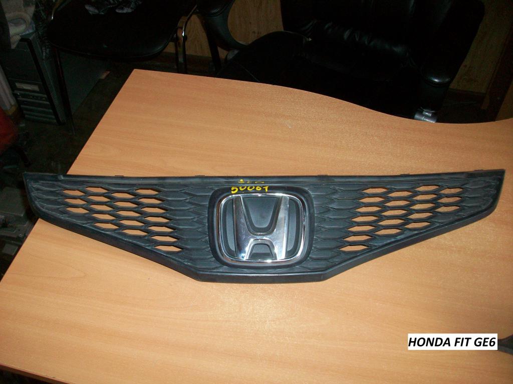 Решетка радиатора для Honda Fit