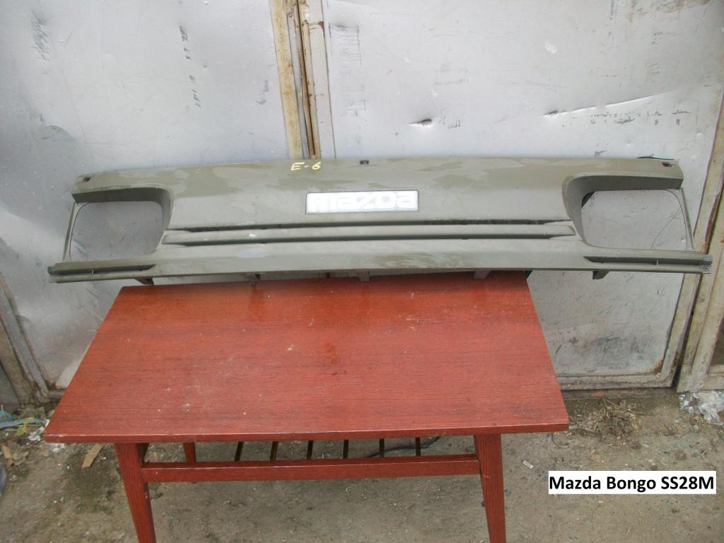 Решетка радиатора для Mazda Bongo